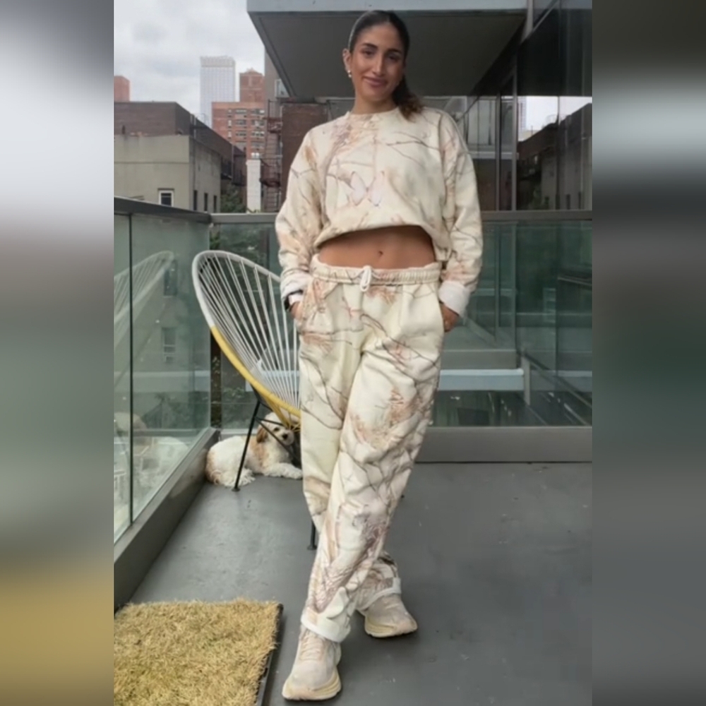 Dairy Boy Butterfly Camo Sweatpants Sweatshirt Set L/XL